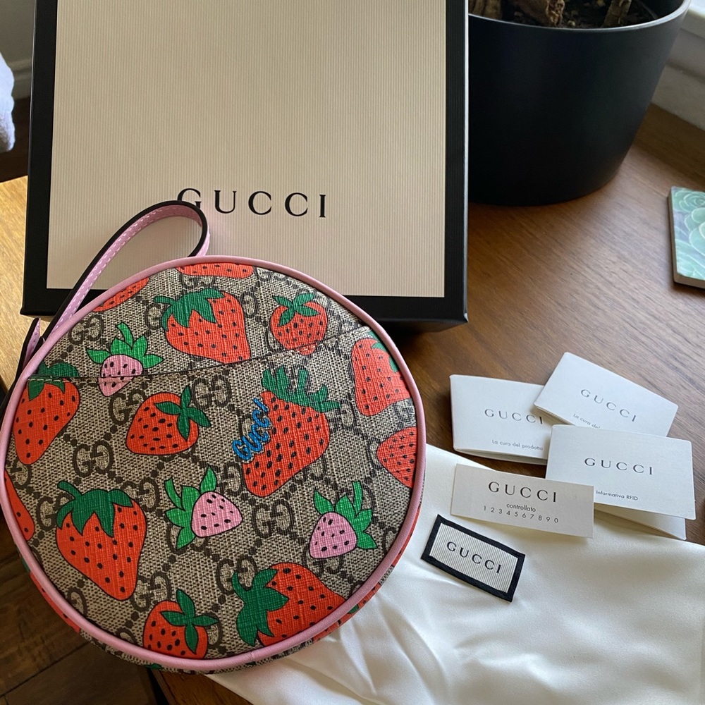 Gucci Wristlet - Picture 2 of 6